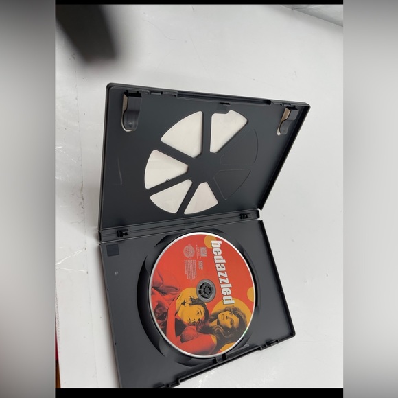 Stanley Donens: Bedazzled 2007 DVD - Picture 2 of 3